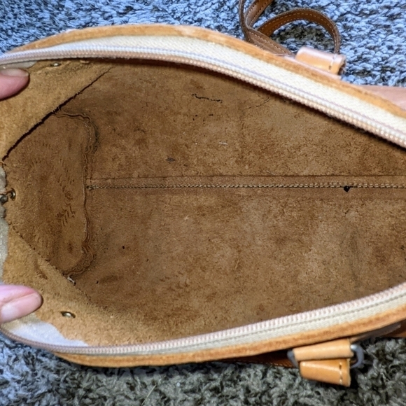 Genuine Leather Purse Hand Tooled Design Burnished with Detachable Strap - Picture 3 of 13